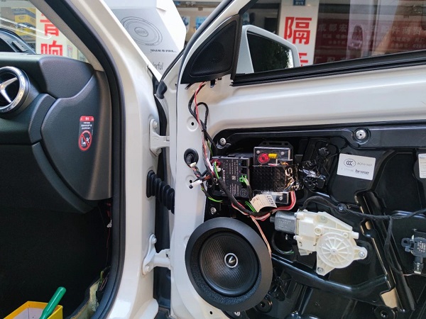 改装案例||奔驰GLA改装升级法国路翼汽车音响