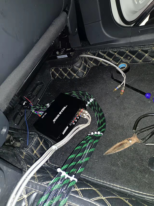 大众途观L音响升级法国路翼汽车音响