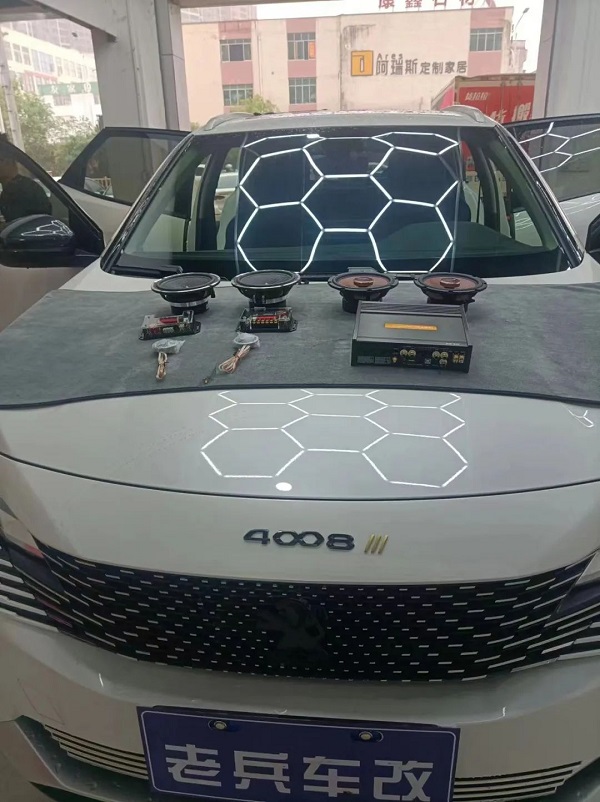 标致4008升级路翼汽车音响，音质效果大大提升